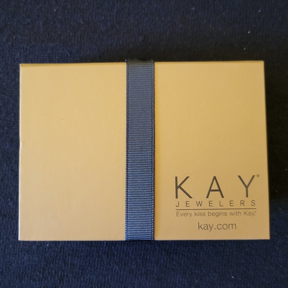 Kay Jewelers Charmed Memories Cathedral Charm - Picture 5 of 6